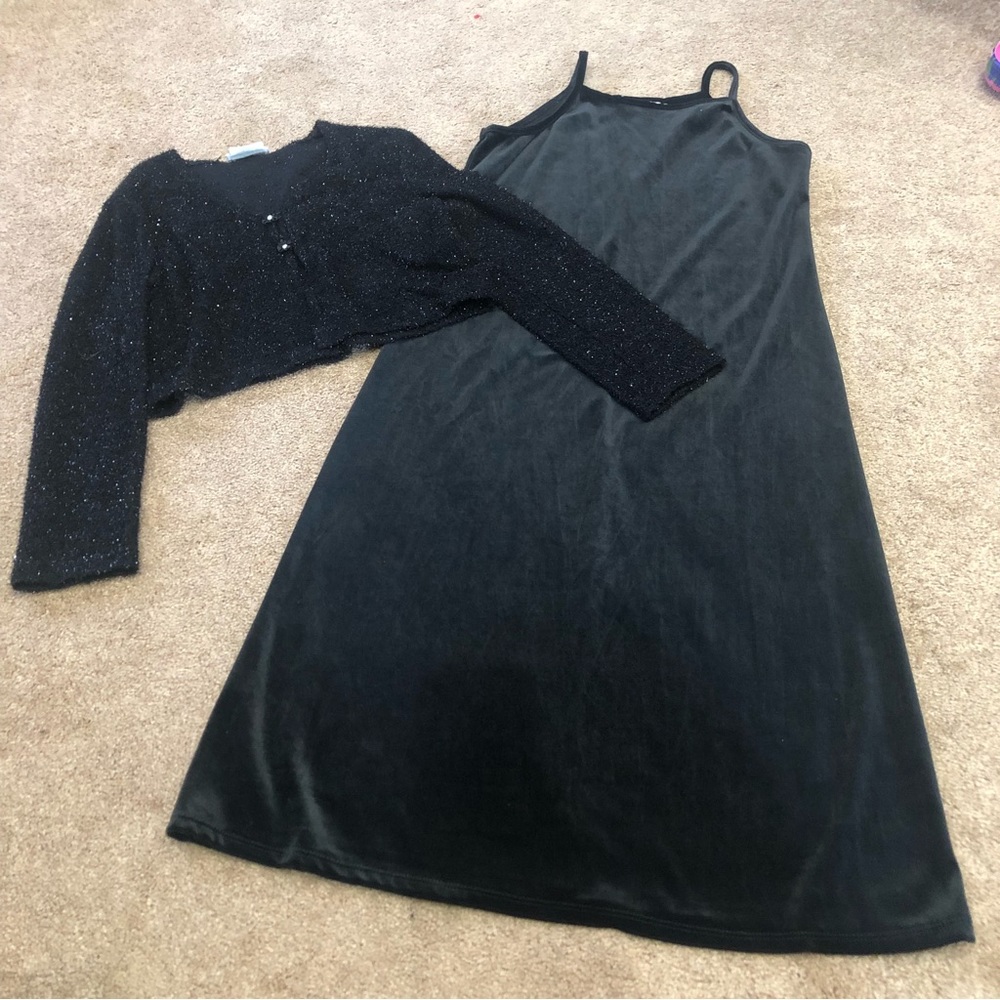 Black Velvet Dress and Shrug Set, Juniors' 18 1/2